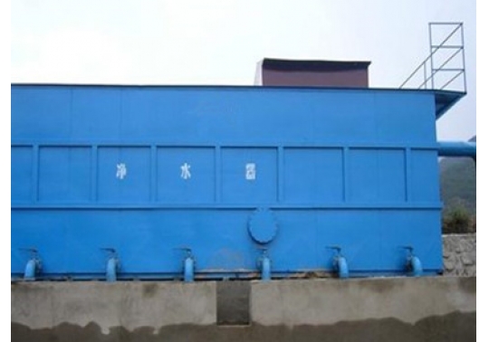 生活廢水處理設備包括所有的主要材料核附合原材料（凈水機行為主體、斜柱、過濾材料、排淤系統軟件、出水出水系統軟件、安全巡檢安全通道、出入水閘閥等）